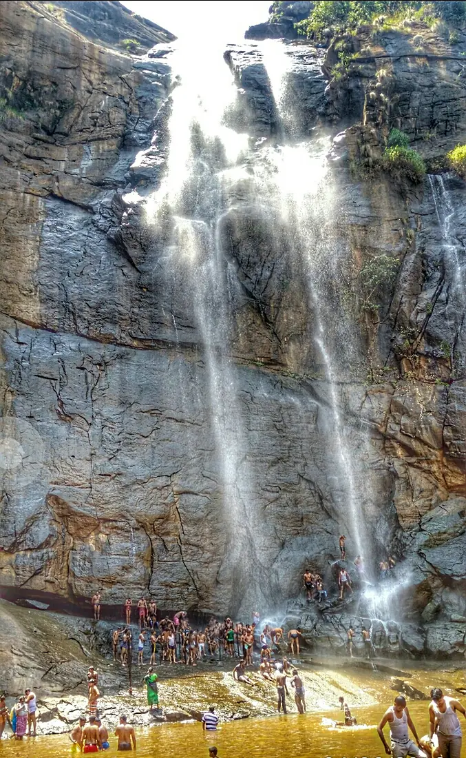 AgayaGangai falls, kolli hills