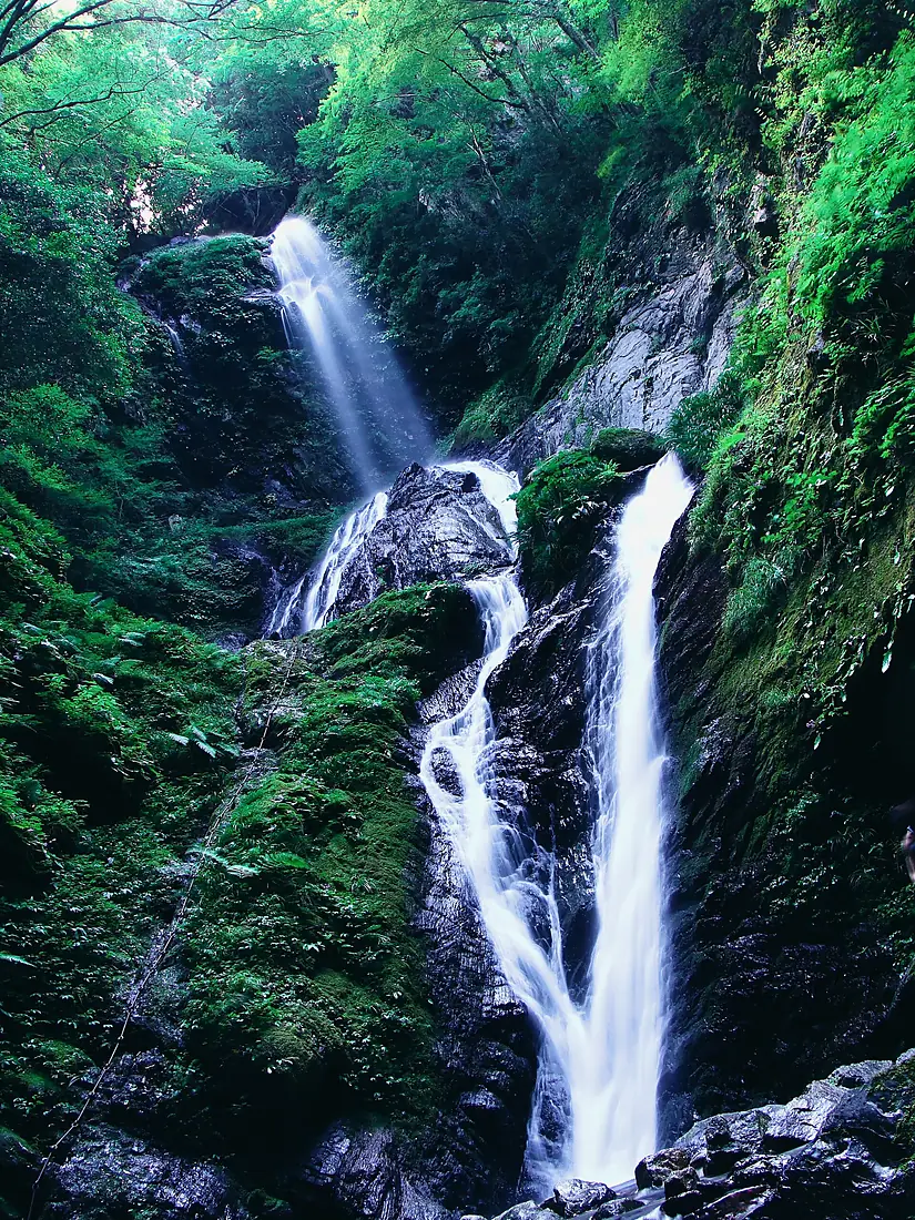 2008 amagoi waterfalls