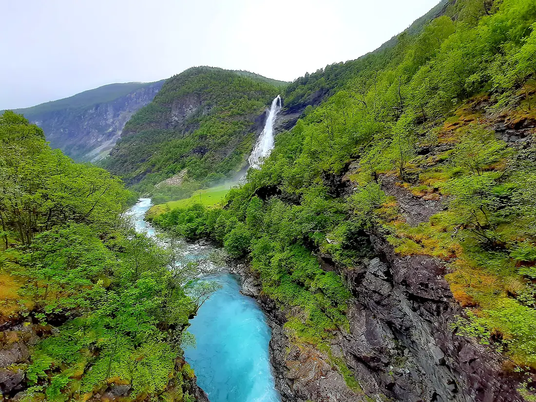 Avdalsfossen waterfall 1