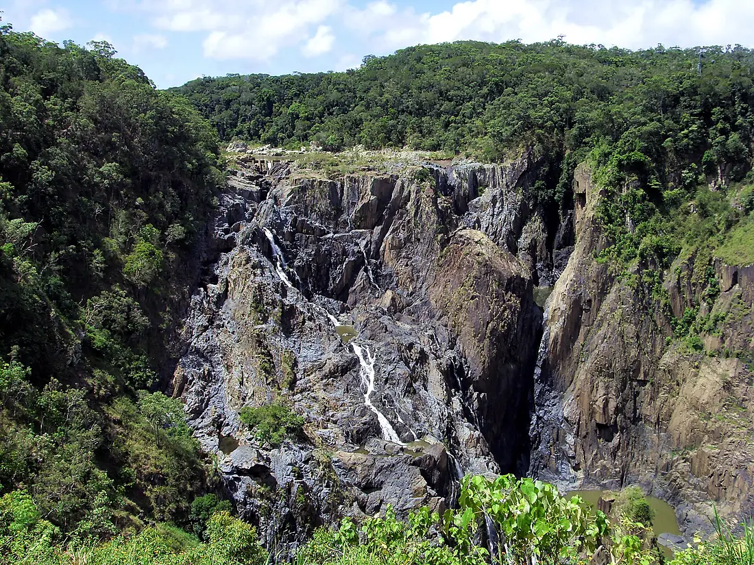 Barron Falls - panoramio