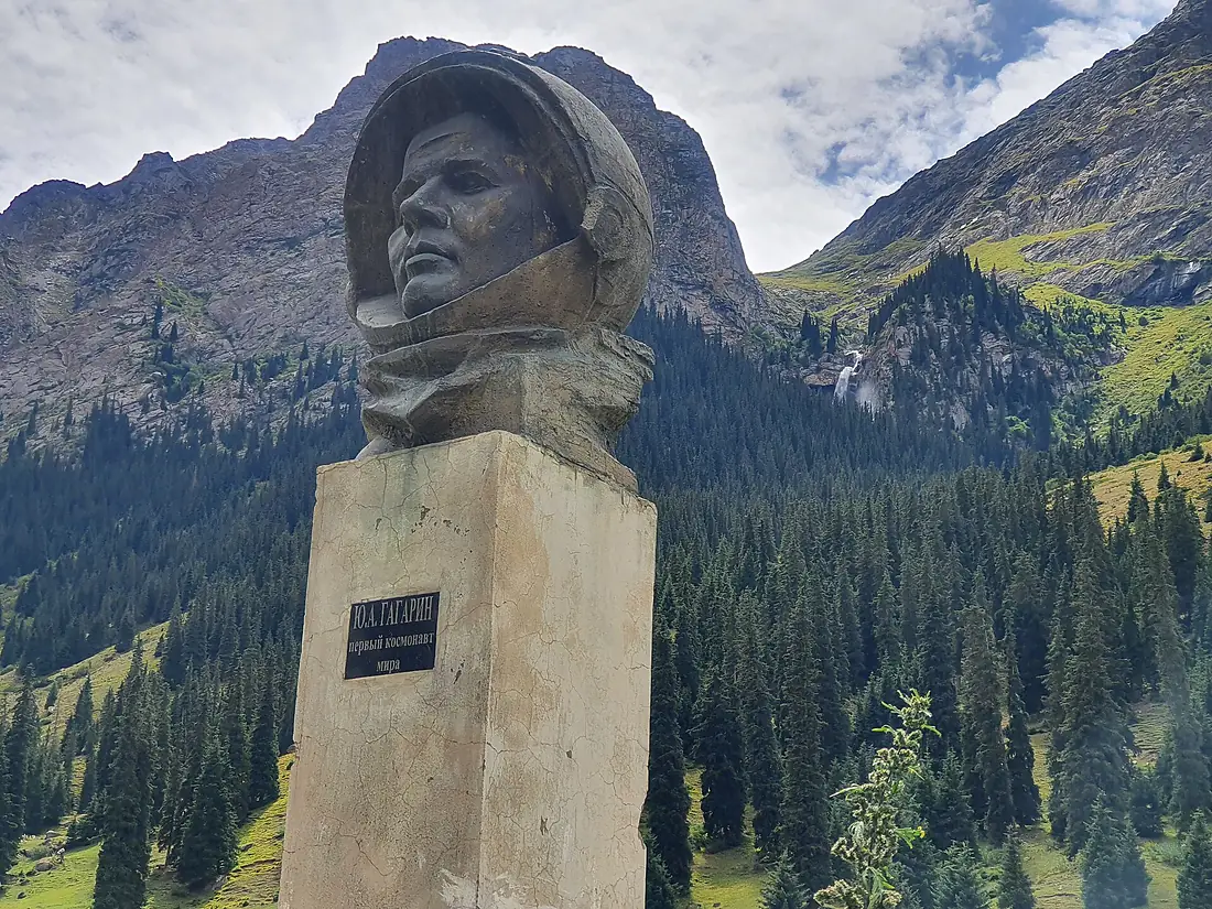 Barskoon. Gagarin. On the way to Waterfall