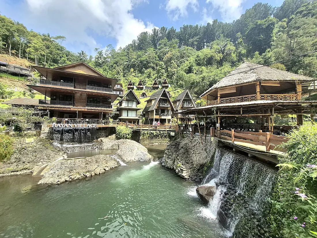 Bayan Village di Curug Bayan (2026)