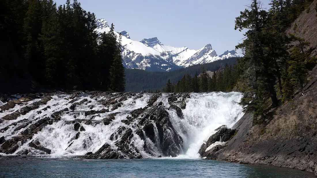Bow falls (2466064329)