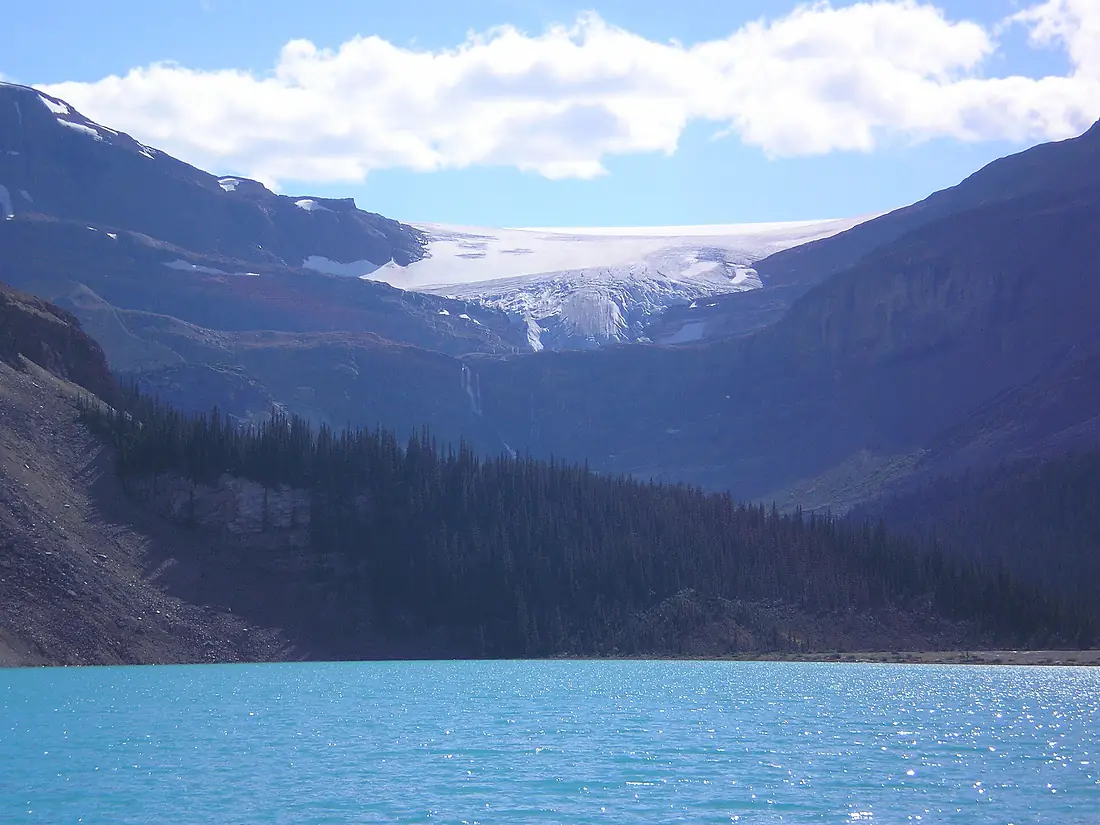 Bow Lake-Bow Glacier