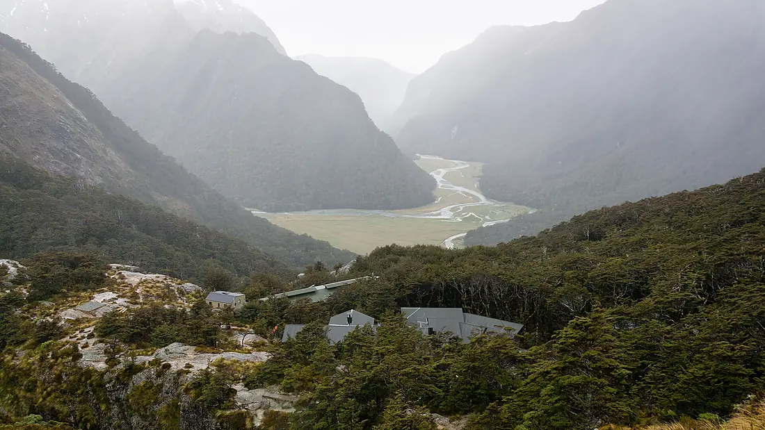 Routeburn Falls Huts (16539847695)