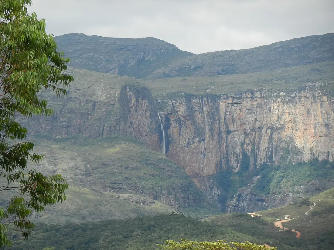 Cachoeira do Tabuleiro (2)