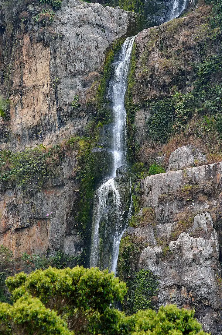 Cascada 'El vino' Edo, Lara - Venezuela
