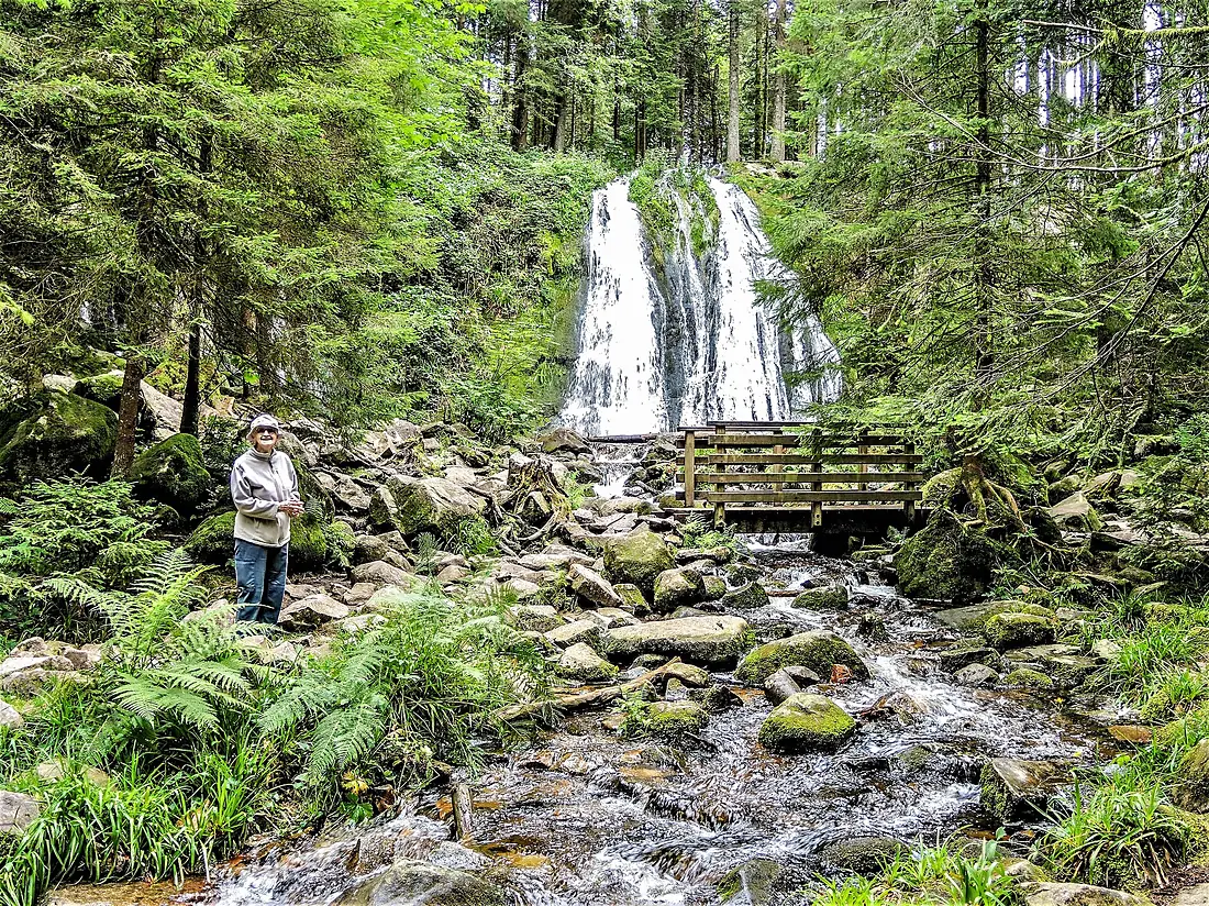 12. Cascade de La Pissoire. (3)
