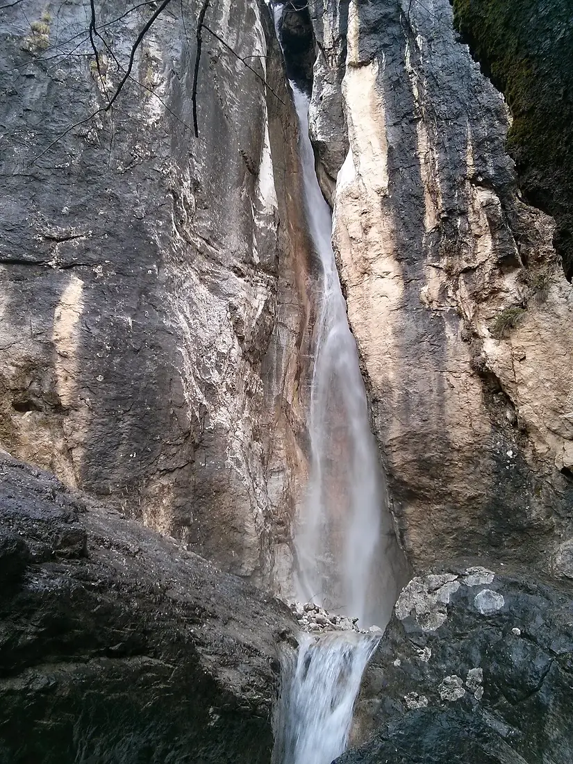 Cascata Cenghen Abbadia Lariana
