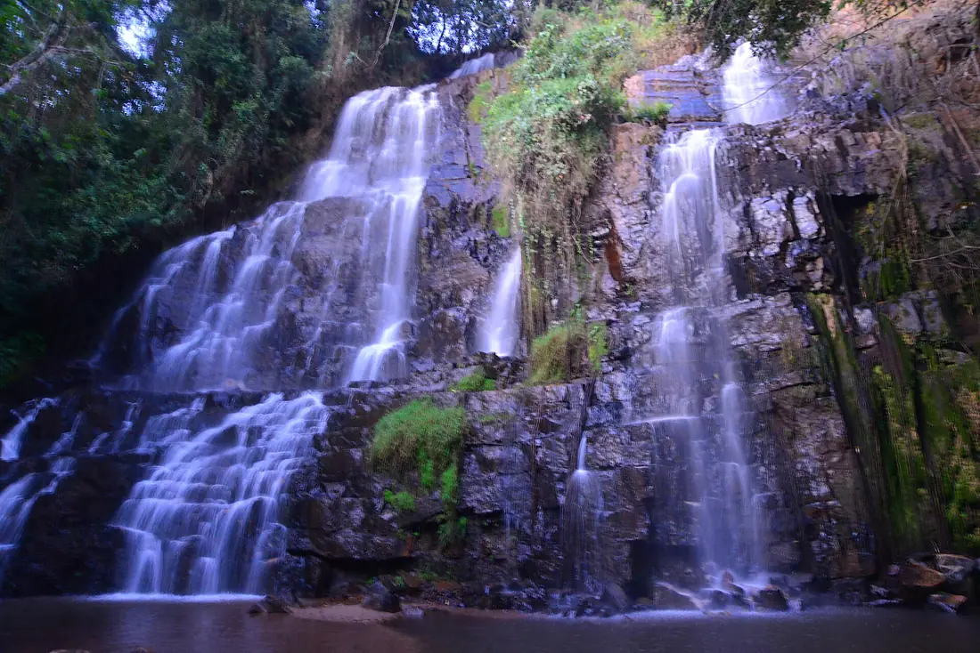 La chute de Karera