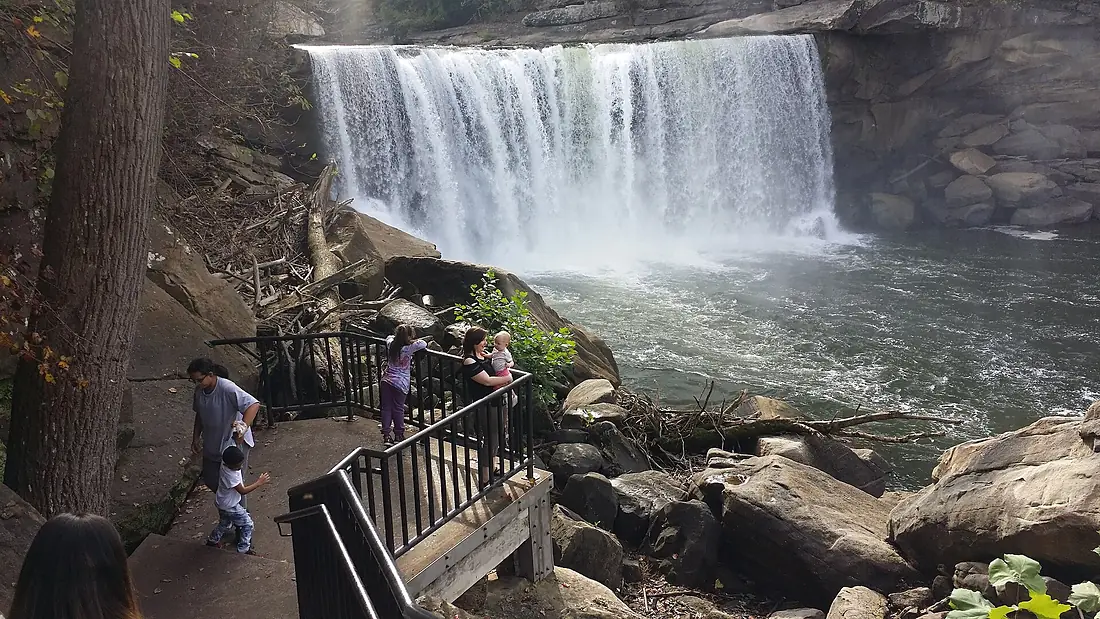 Cumberland Falls lower viewing deck 2017