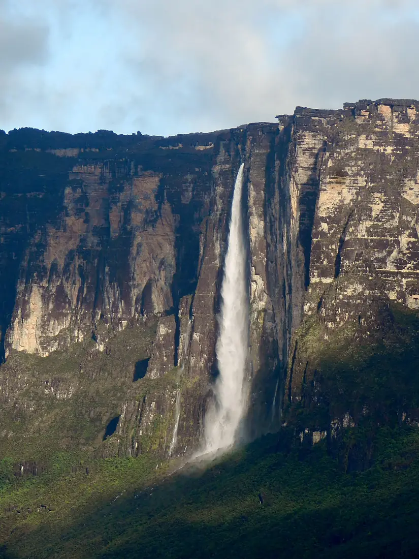 Close do salto kukenan