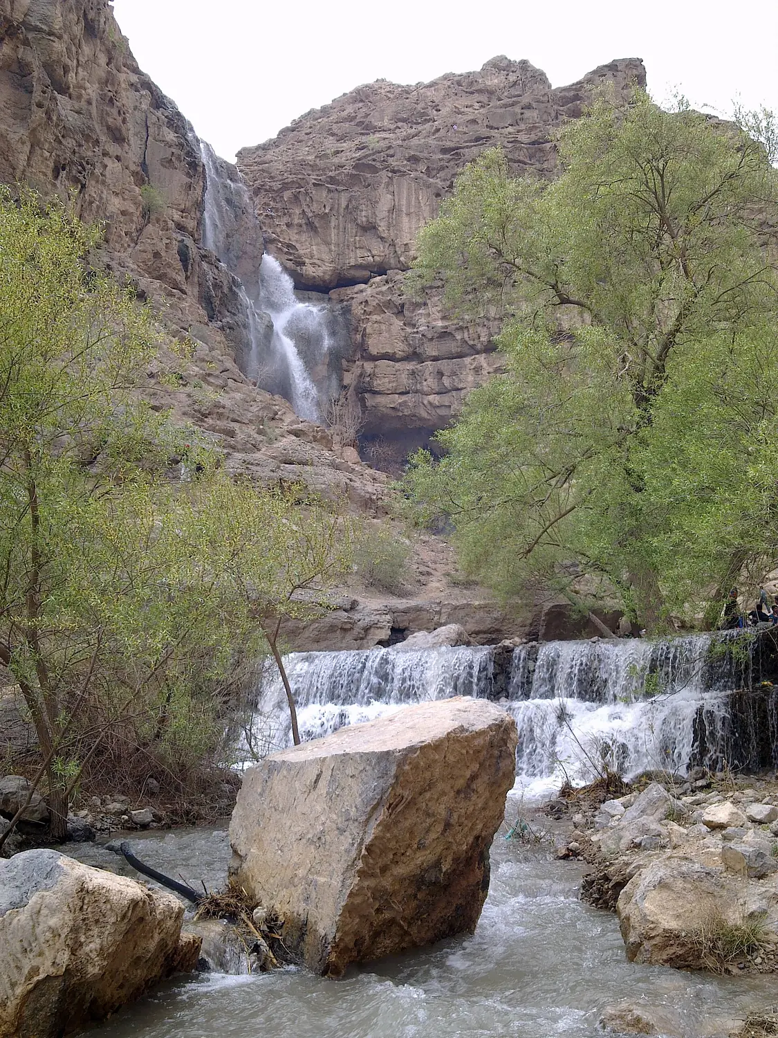 Dare e Gahan waterfall - panoramio (3)