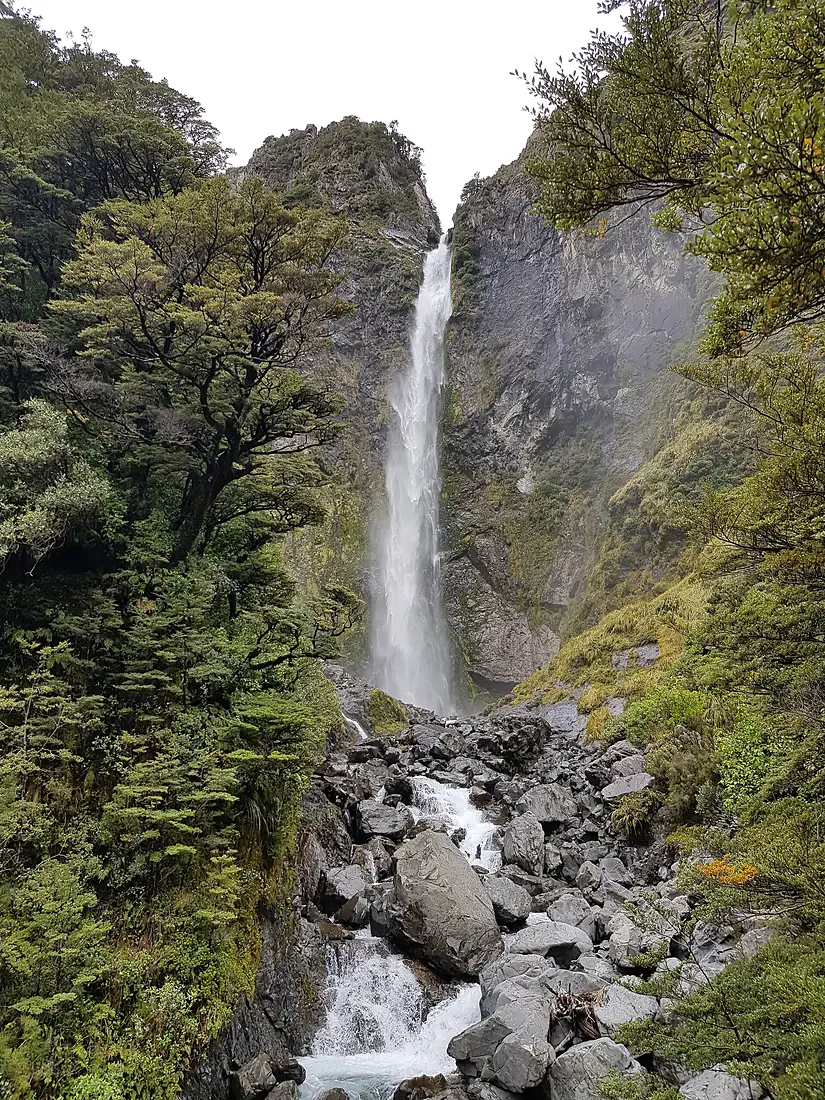 Devil's Punchbowl Waterfall, Arthur's Pass