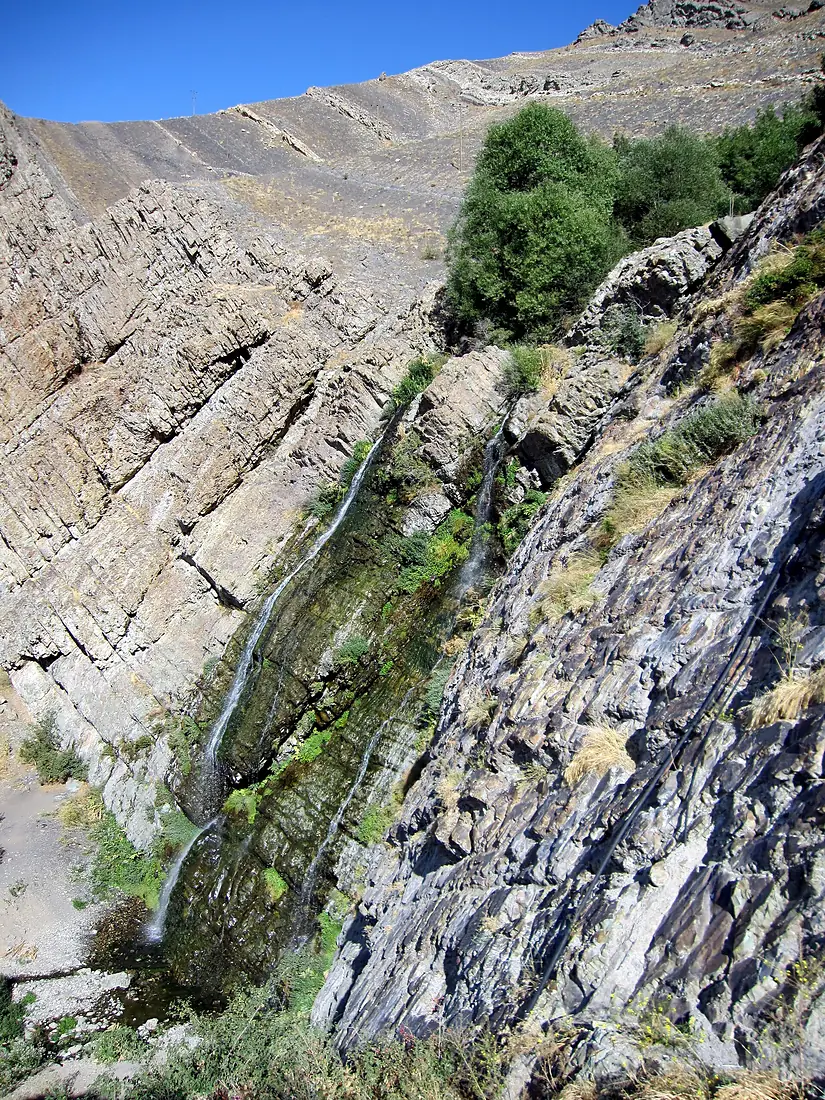 Tehran - Darband - Shirpala - Abshar Dogholou (Double Waterfall) - panoramio