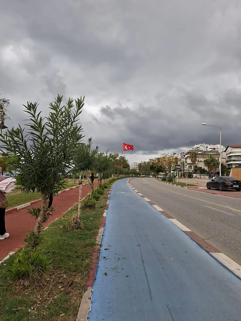 Düden waterfall cycling road