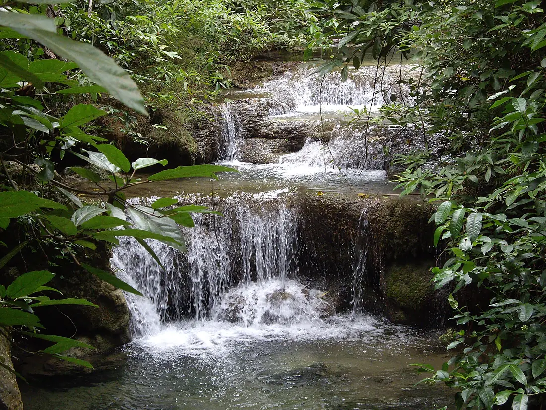 Another Cascade - panoramio
