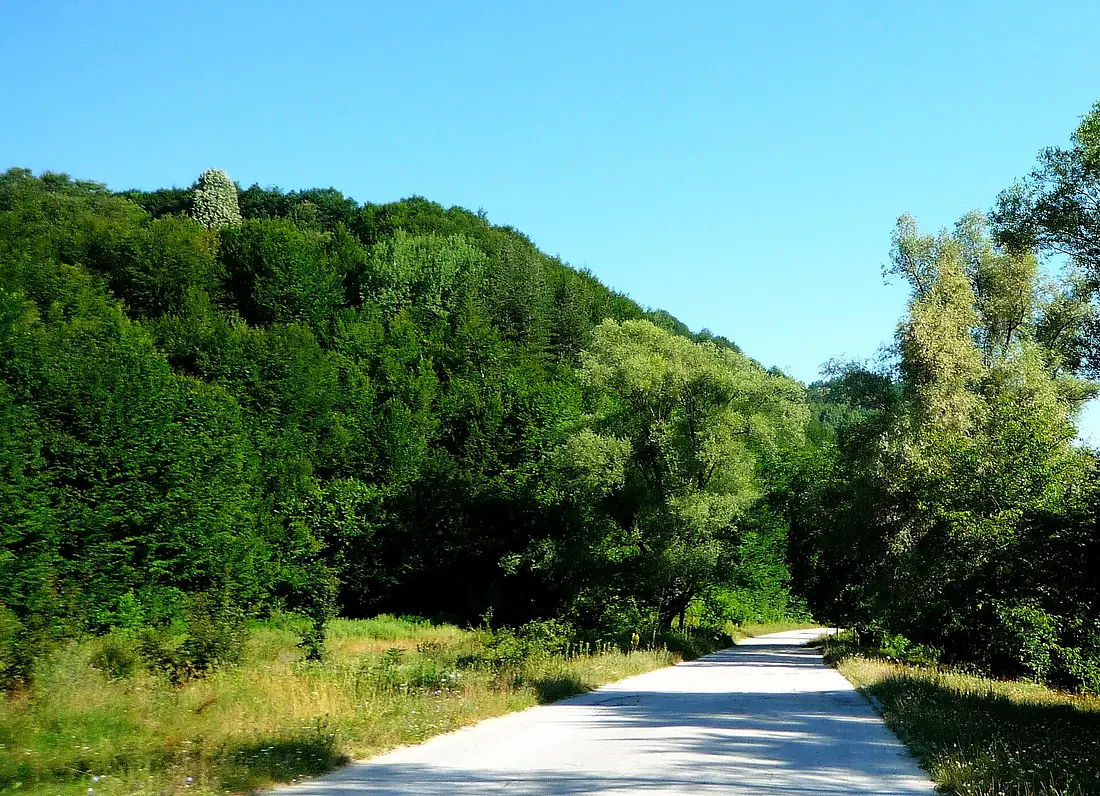 Road from Etropole to Yamna,пътят от Етрополе за с.Ямна и с.Черни Вит - panoramio