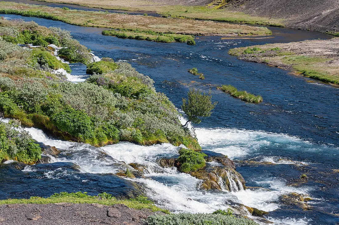2016-06-14 12-29-39 215.2 Iceland Suðurland - Fludir