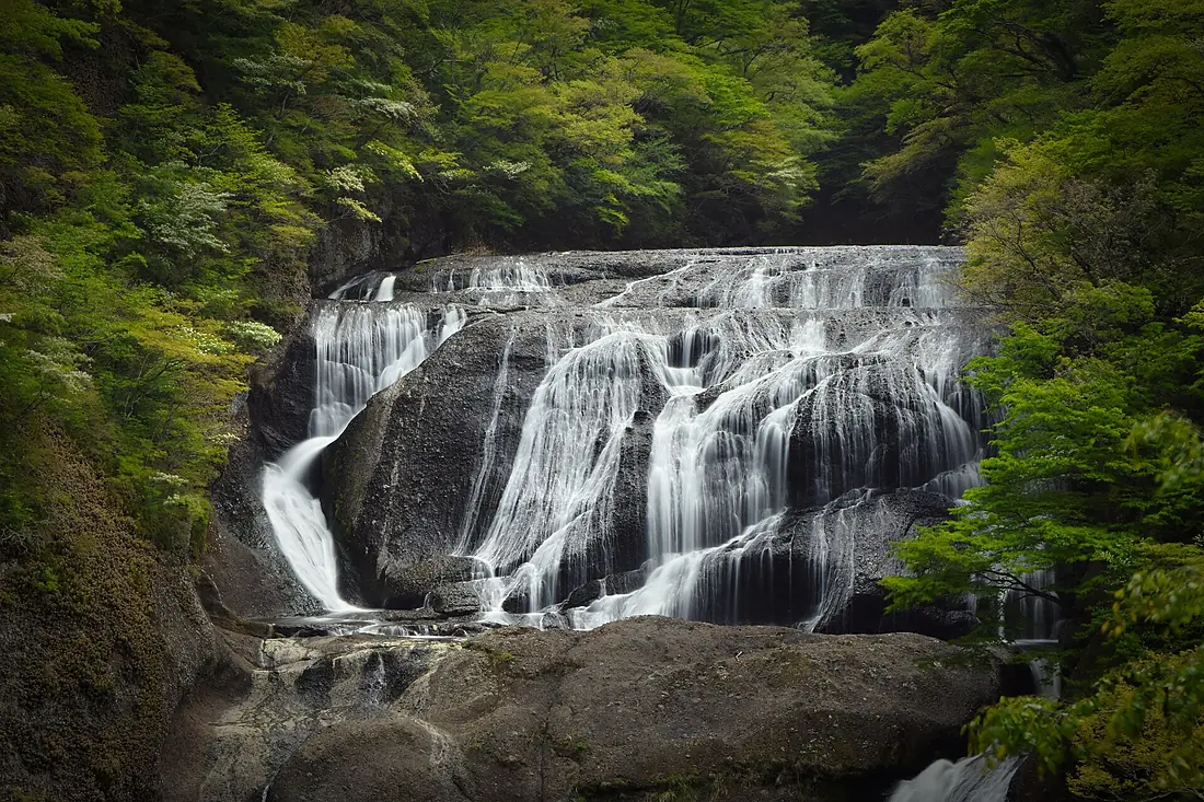 Fukuroda Falls (51846147587)