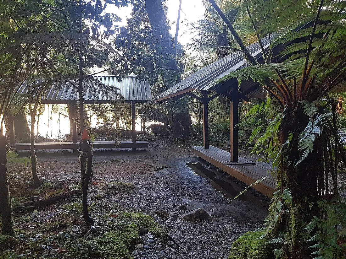 Giants Gate Falls Shelter 2