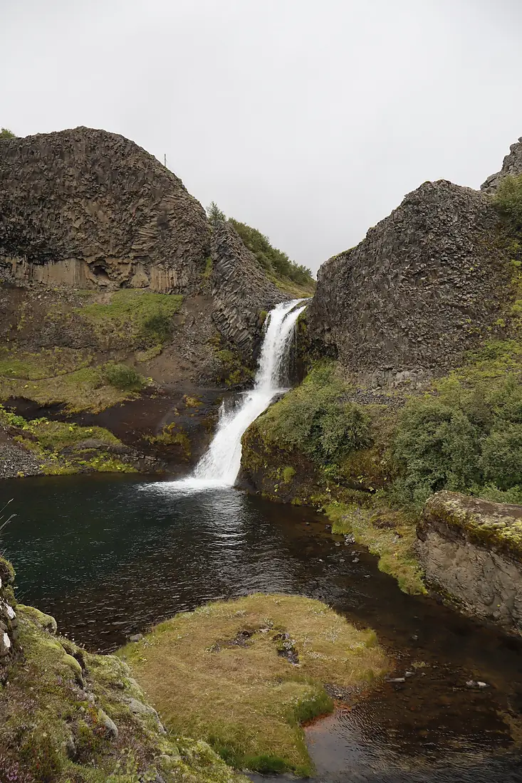 Valle di Gjáin - Gjárfoss 01