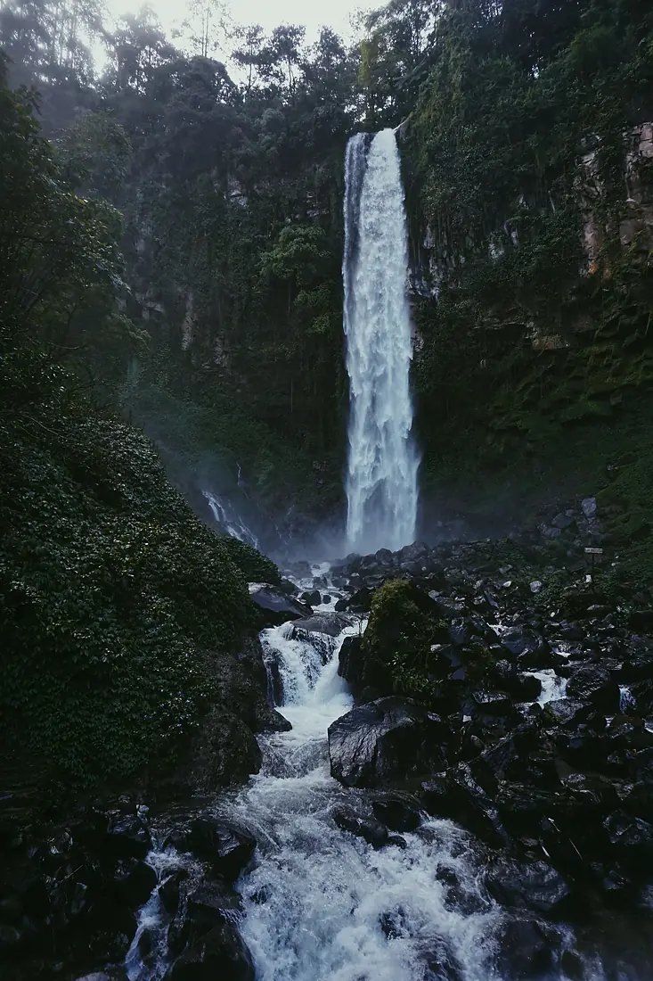 GROJOGAN SEWU (SEWU WATERFALL)