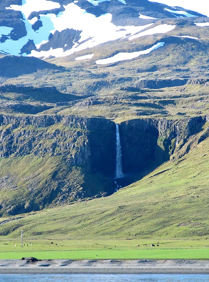 Snaefellsness Peninsula 01 (1416801983)