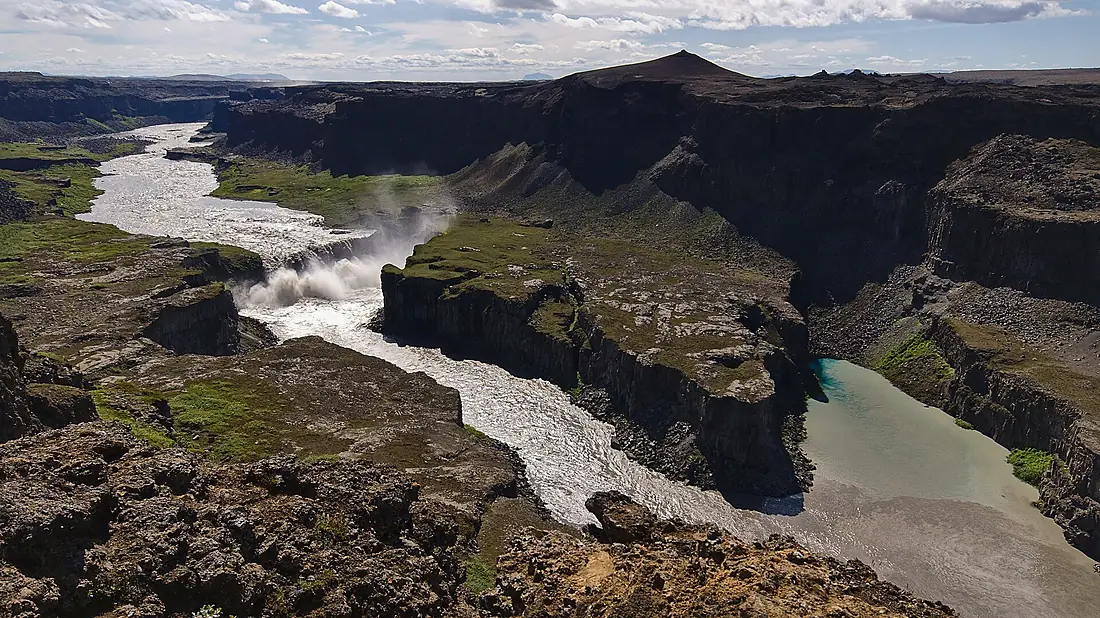 Hafragilsfoss (15433446114)