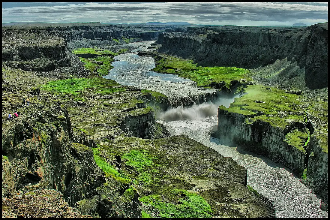 Hafragilsfoss Waterfall - panoramio