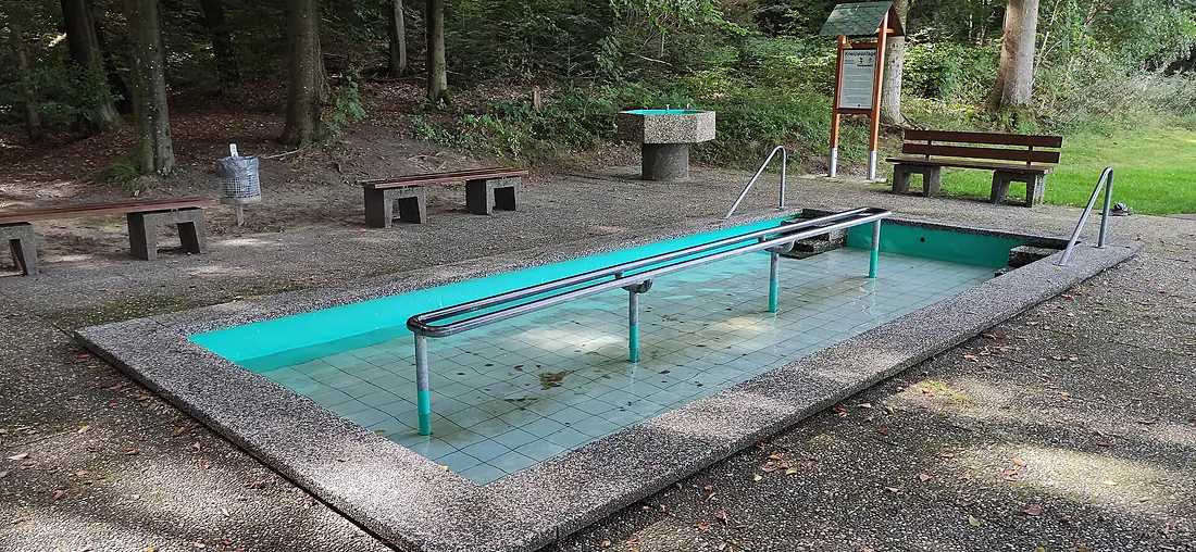 Althütte-Sechselberg-Wassertretbecken-Fuchswasenweg 2021-09-14 MTh-A