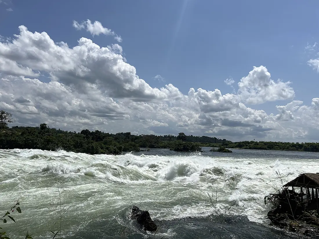 Majestic Itanda Falls in Uganda 06