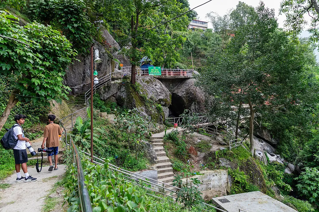 Baudeshwor Mahadev Gupha Jhor Waterfall-070A9454