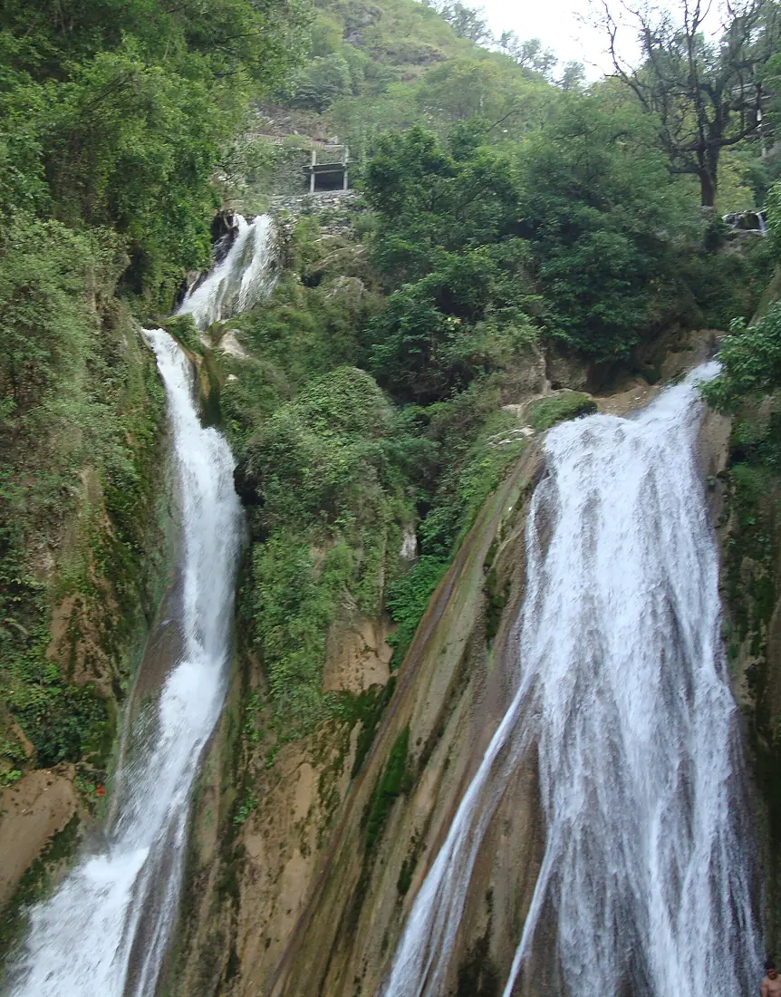 Fall with the waters