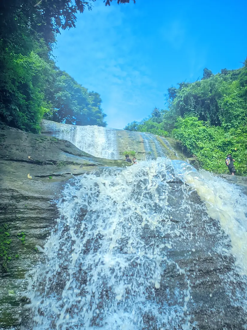 June 2025 Monsoon view of Khoiyachora Waterfalls by Owais Al Qarni 02