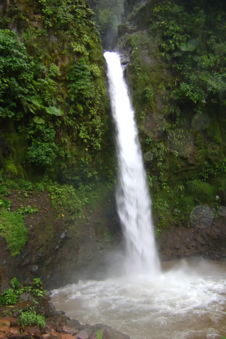 Catarata-de-la-paz-Varablanca