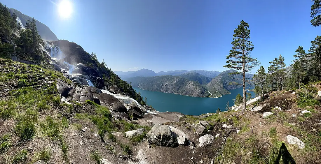 Langfoss fra utsiktspunkt