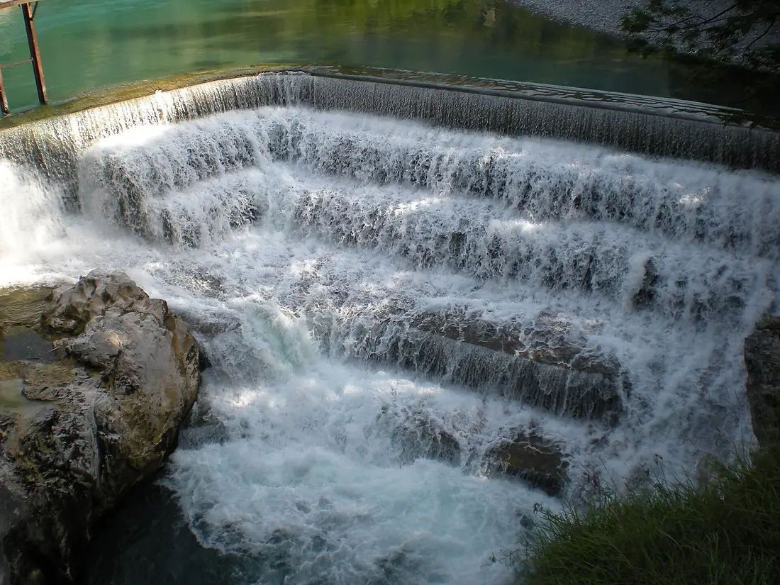 BAVIERA. Füssen. Cascada del río Lech