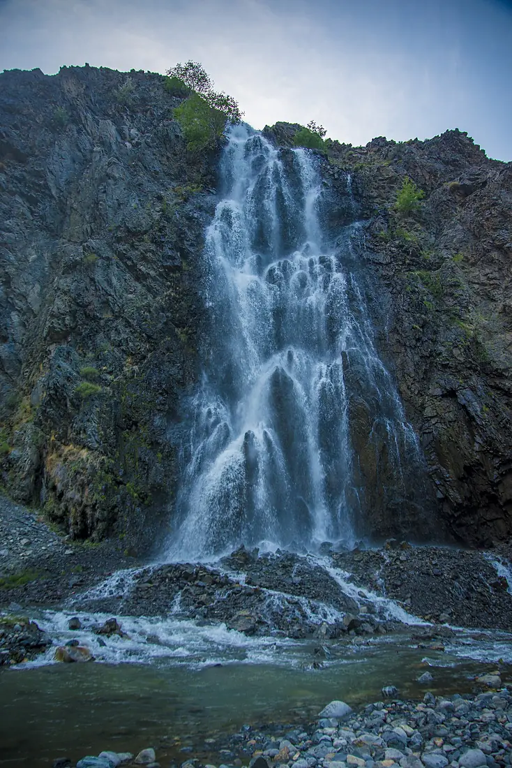 Manthok waterfall