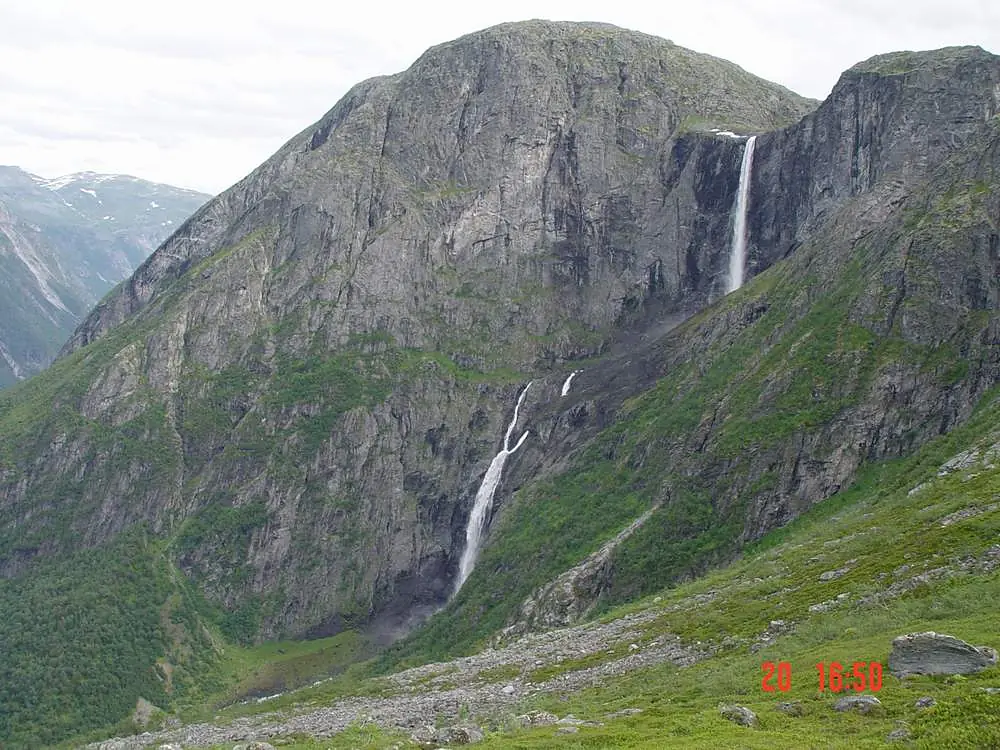 Mardalsfossen 01