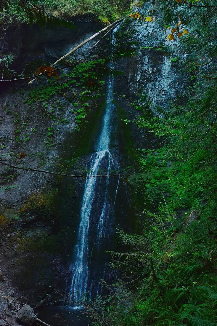 Marymere Falls 02