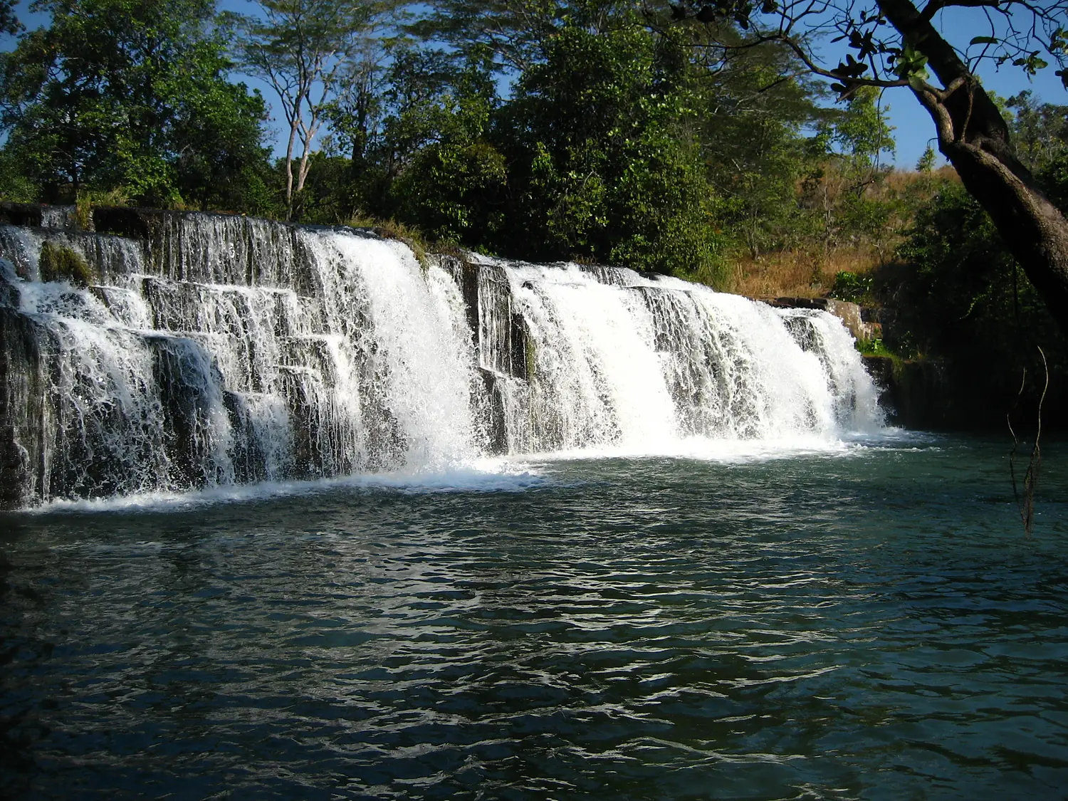 Mumbuluma falls - lower falls