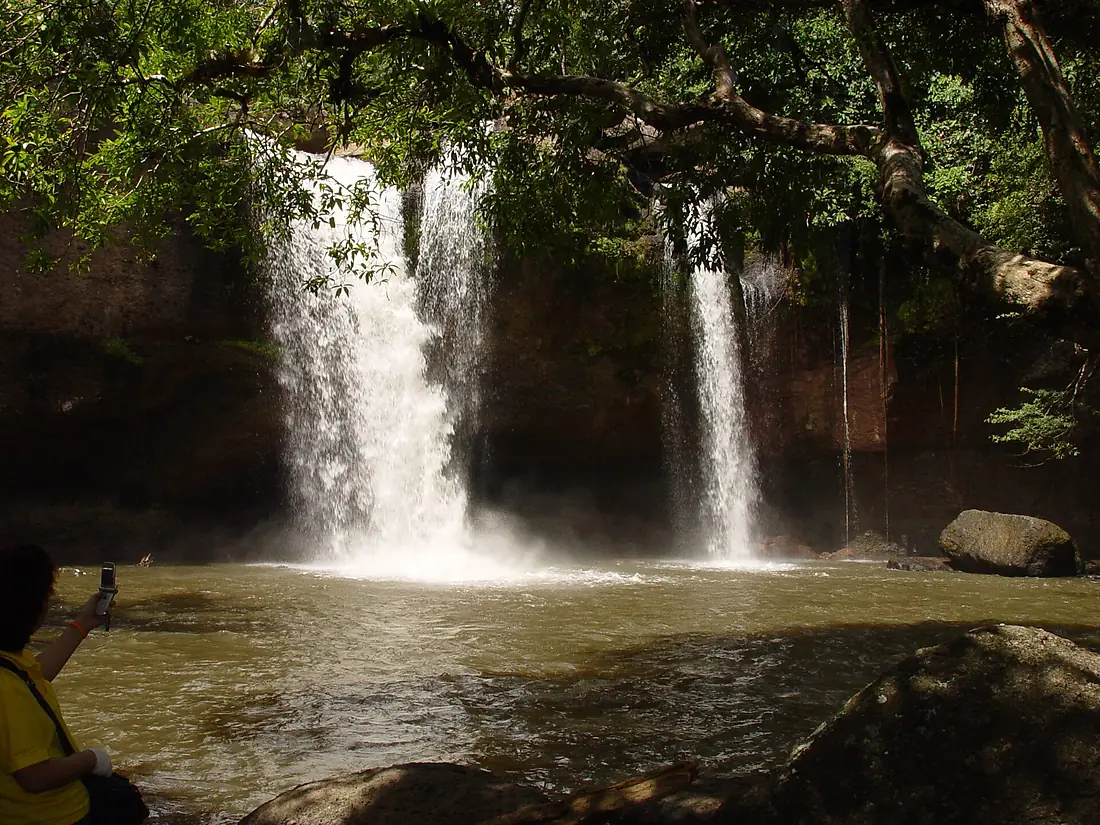 Hae Suwat waterfall - panoramio