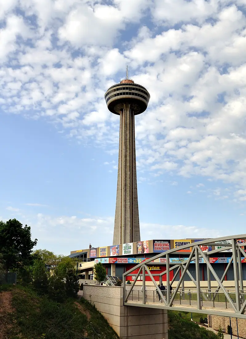 Niagara Falls - ON - Skylon Tower3