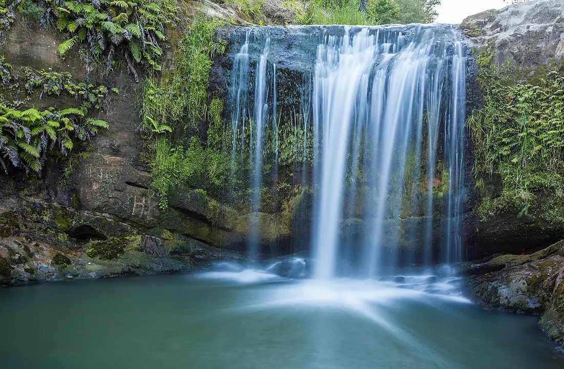 Oakley Creek Waterfall in 2014 01