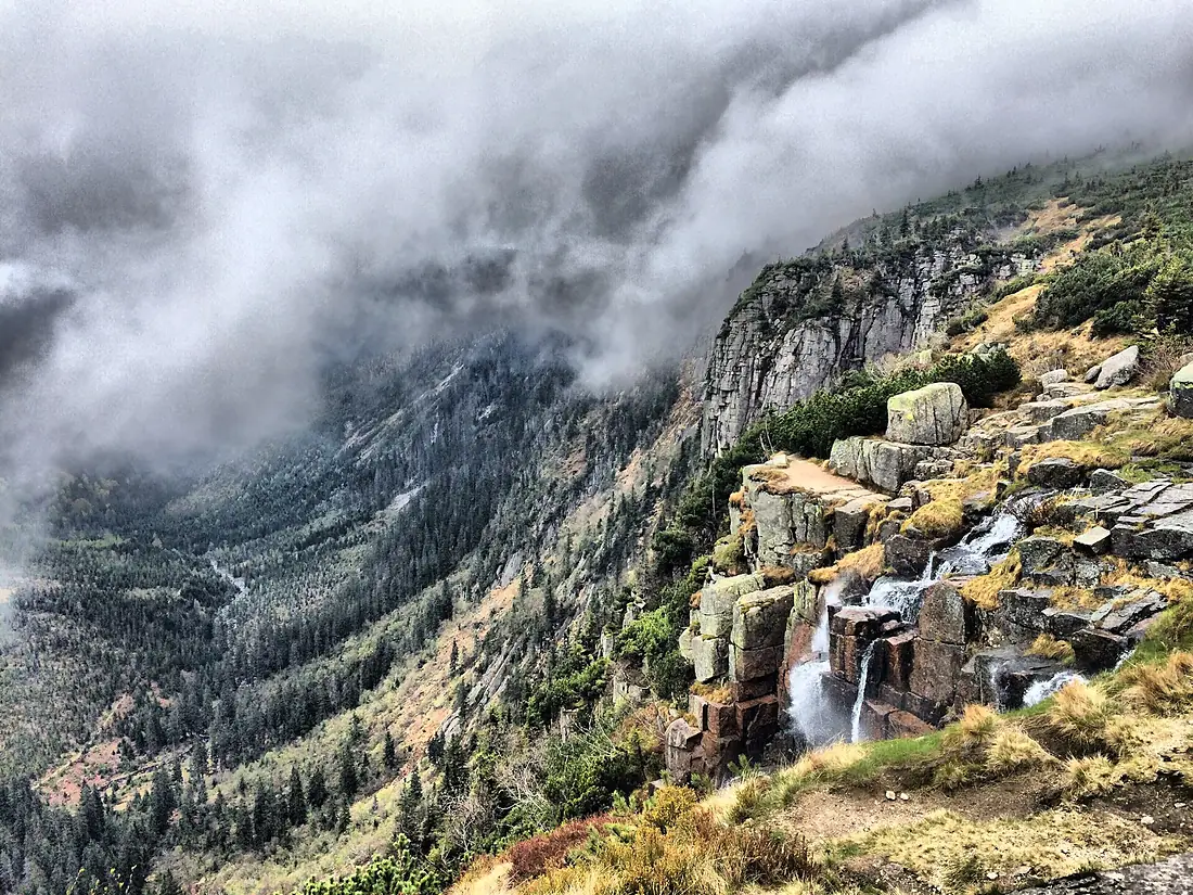Pancavsky Waterfall (88596847)