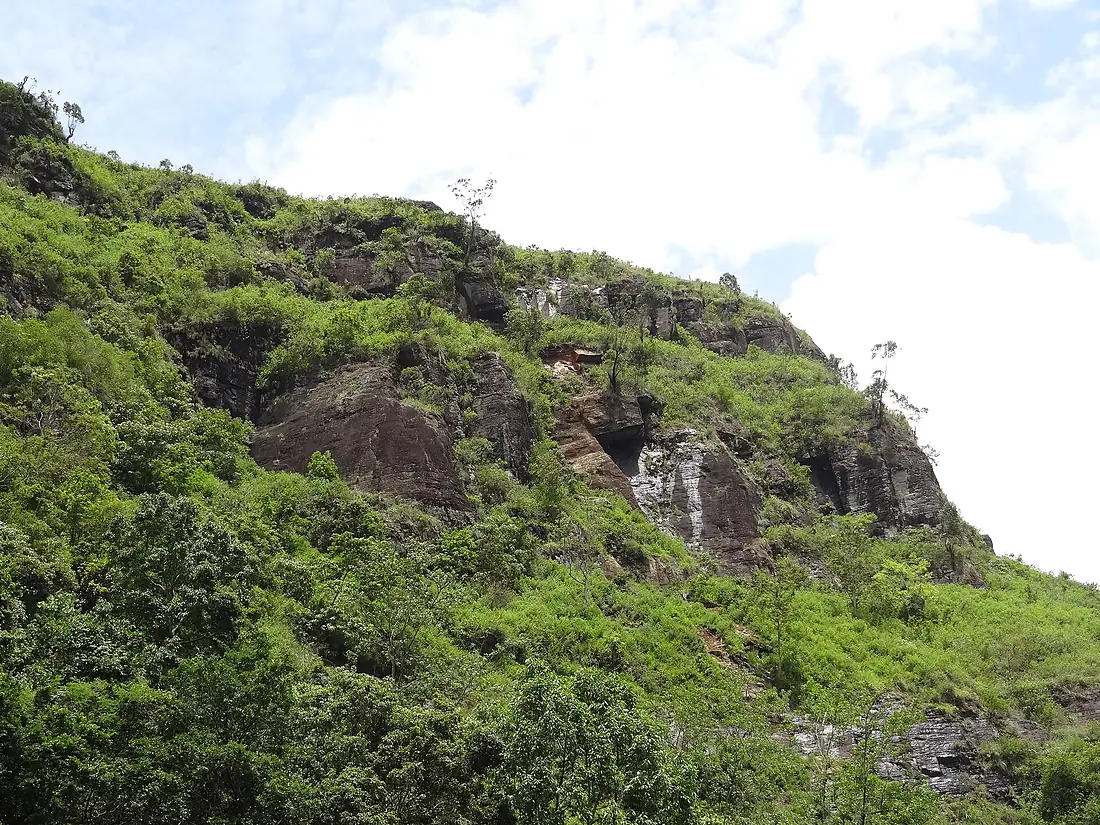 Above Ramboda Falls 04