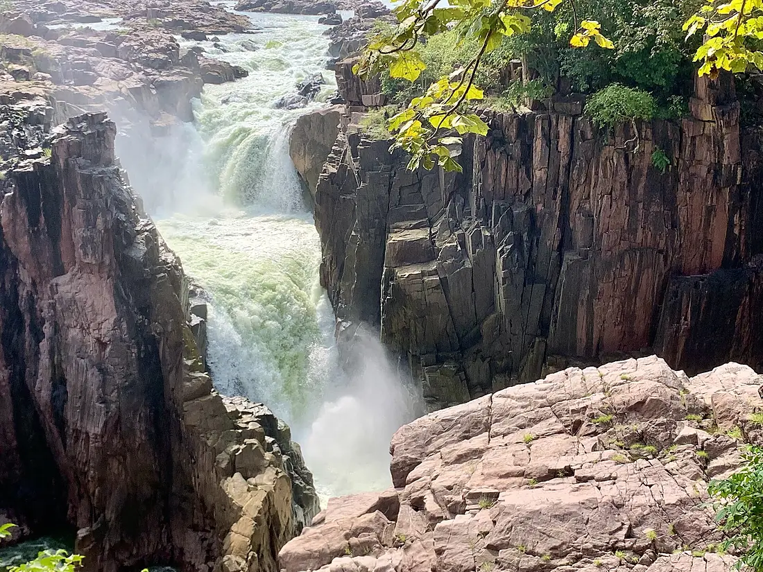 Cataract on Ken river, close to Khajuharo