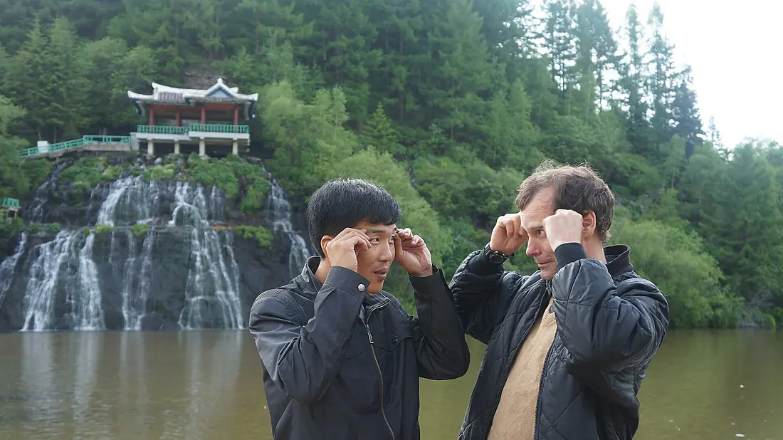 Rimgyongsu Waterfall (14561359482)