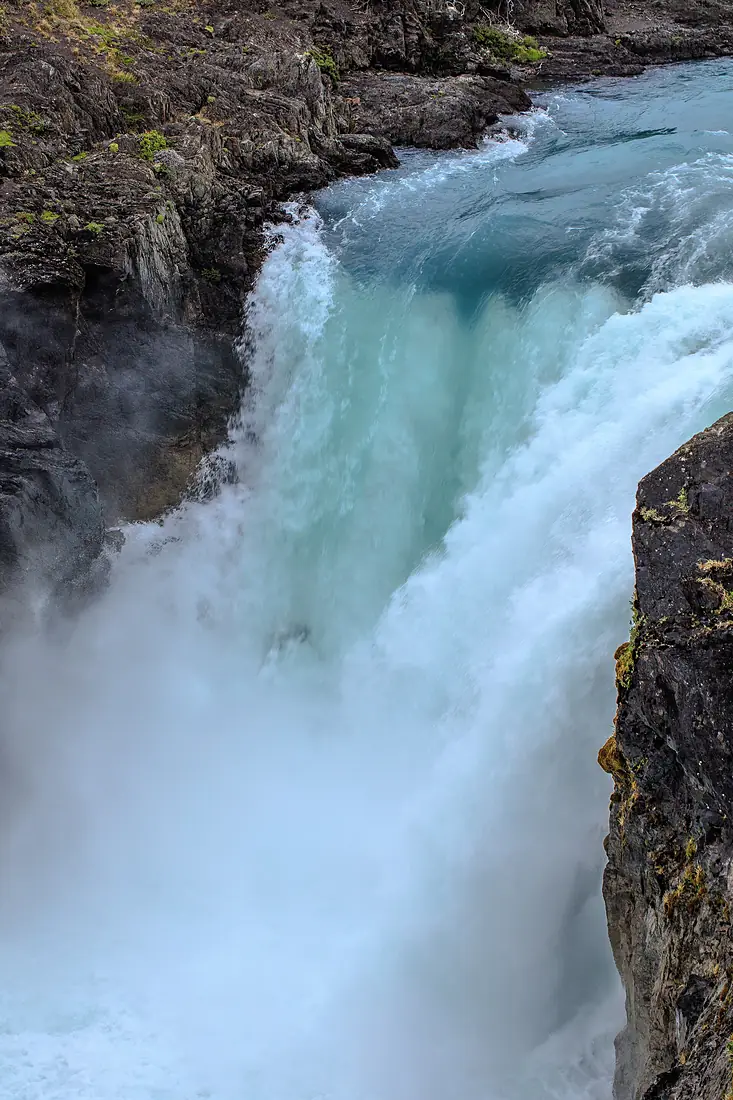In & around Torres Del Paine Nat'l Park - Salto Grande waterfall - (25186525935)